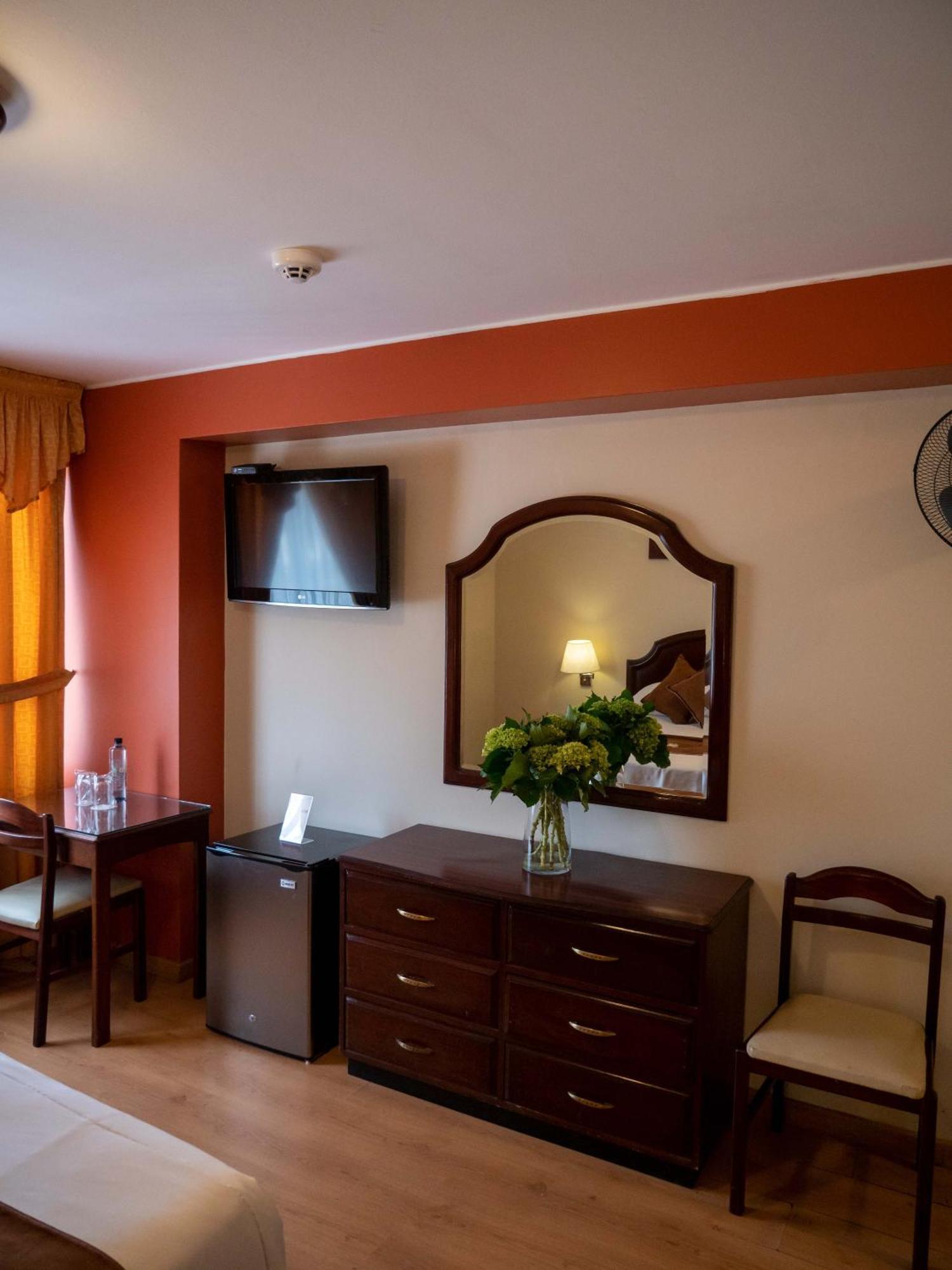 Hotel Britania San Borja Lima Exteriör bild